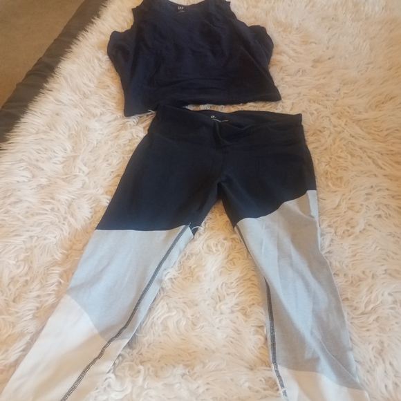 Top - Picture 4 of 4